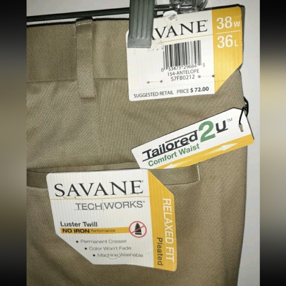 Mens NEW W38 L36 SAVANE Pleated Luster Twill Chino. No Iron, Comfort Waist Pants